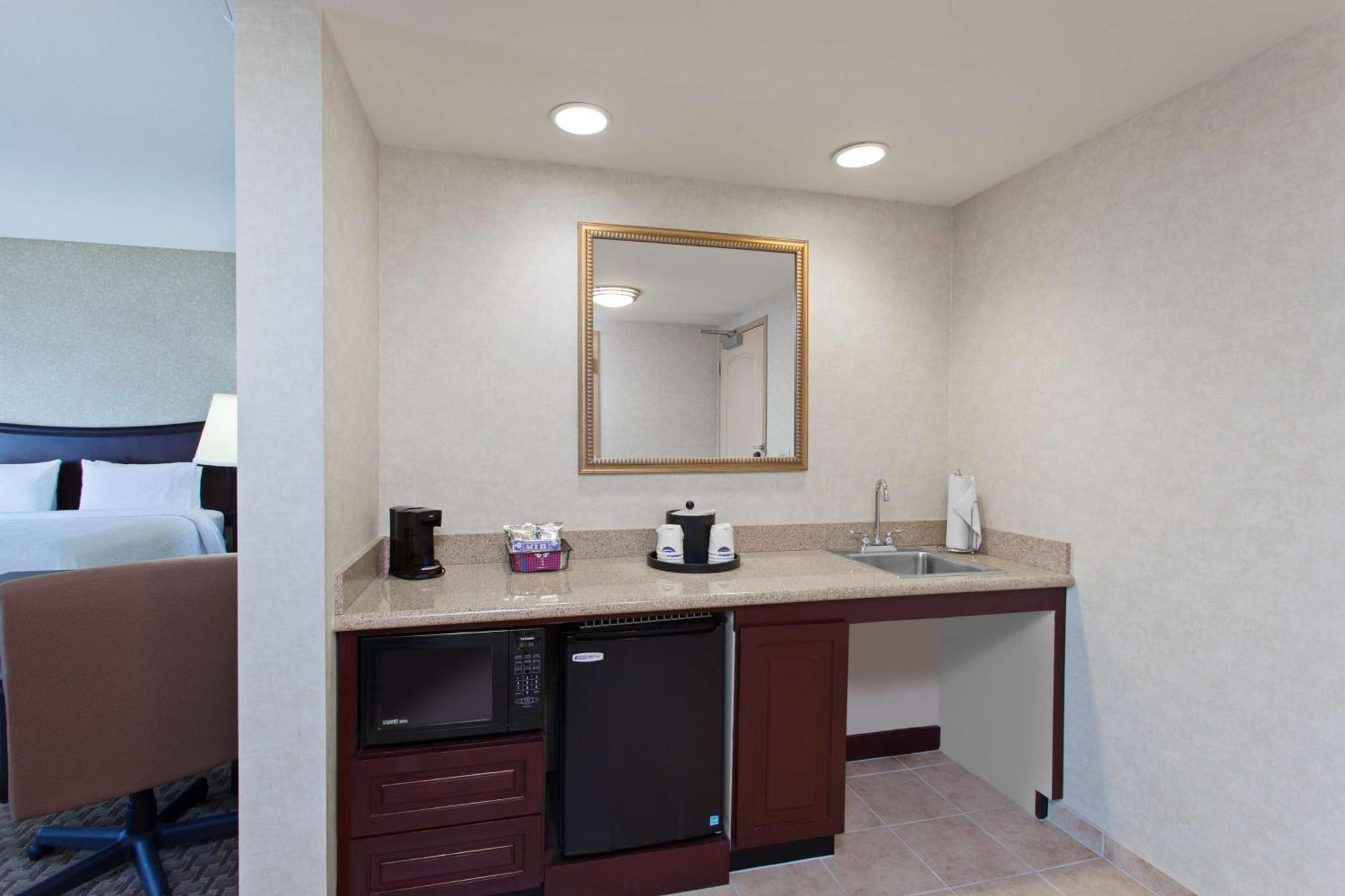 Hampton Inn & Suites Oakland Airport-Alameda Eksteriør billede